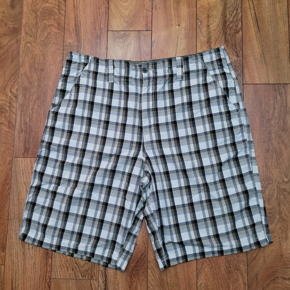 Mens Canyon River Blues plaid shorts